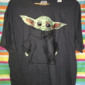 Star Wars baby yoda XL shirt